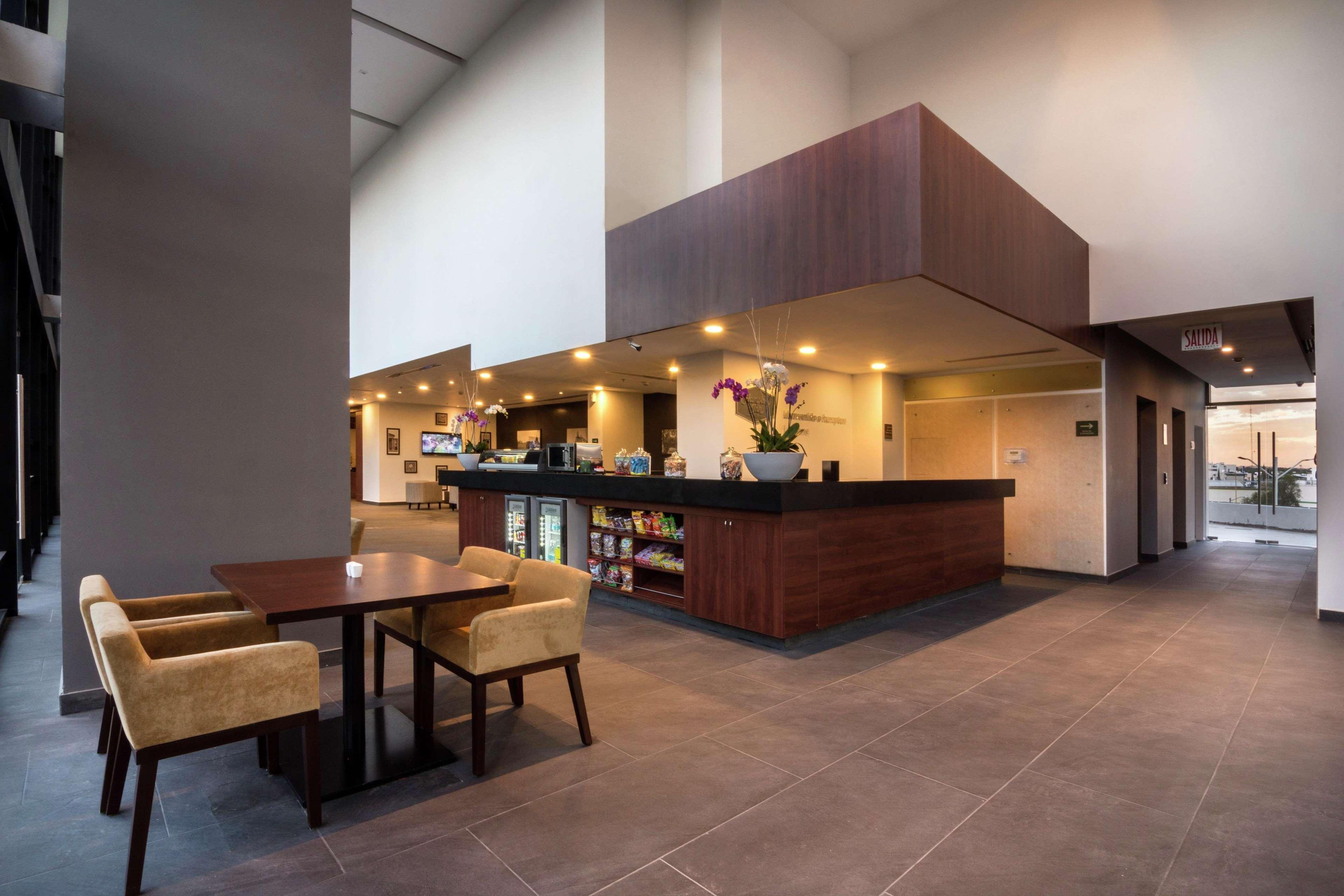 Hampton Inn And Suites San Luis Potosi Slp Luaran gambar
