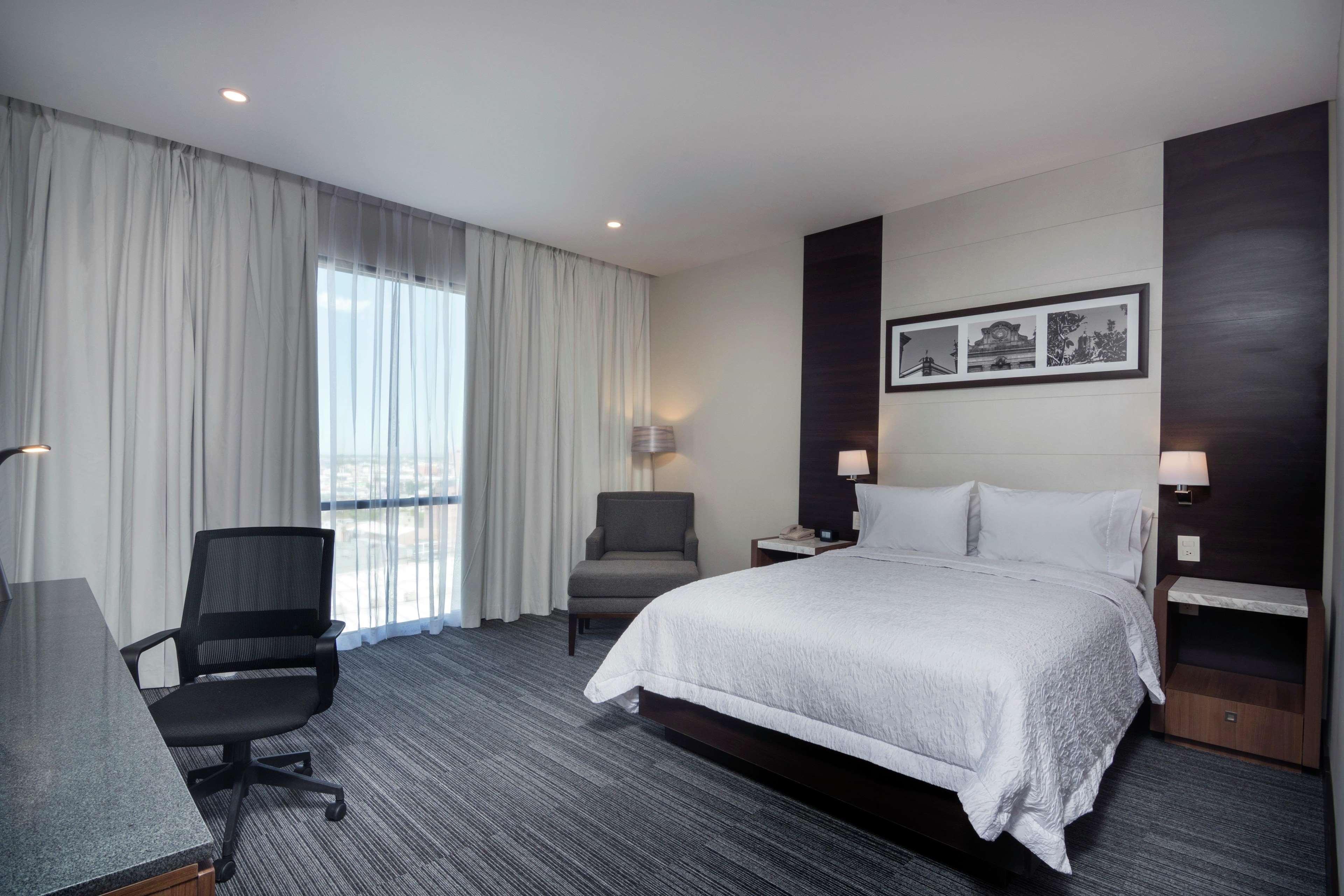 Hampton Inn And Suites San Luis Potosi Slp Luaran gambar