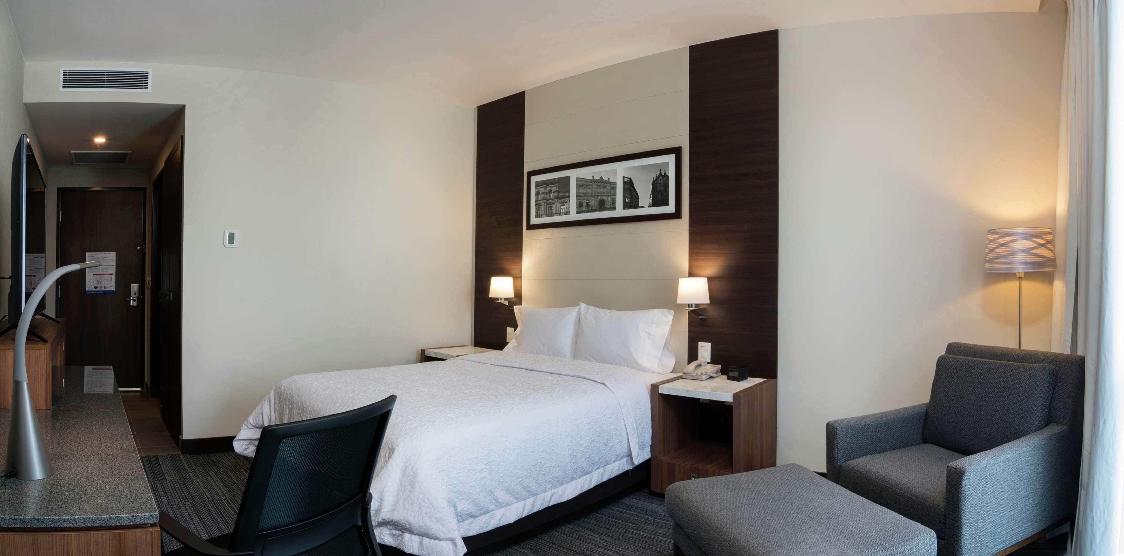 Hampton Inn And Suites San Luis Potosi Slp Luaran gambar